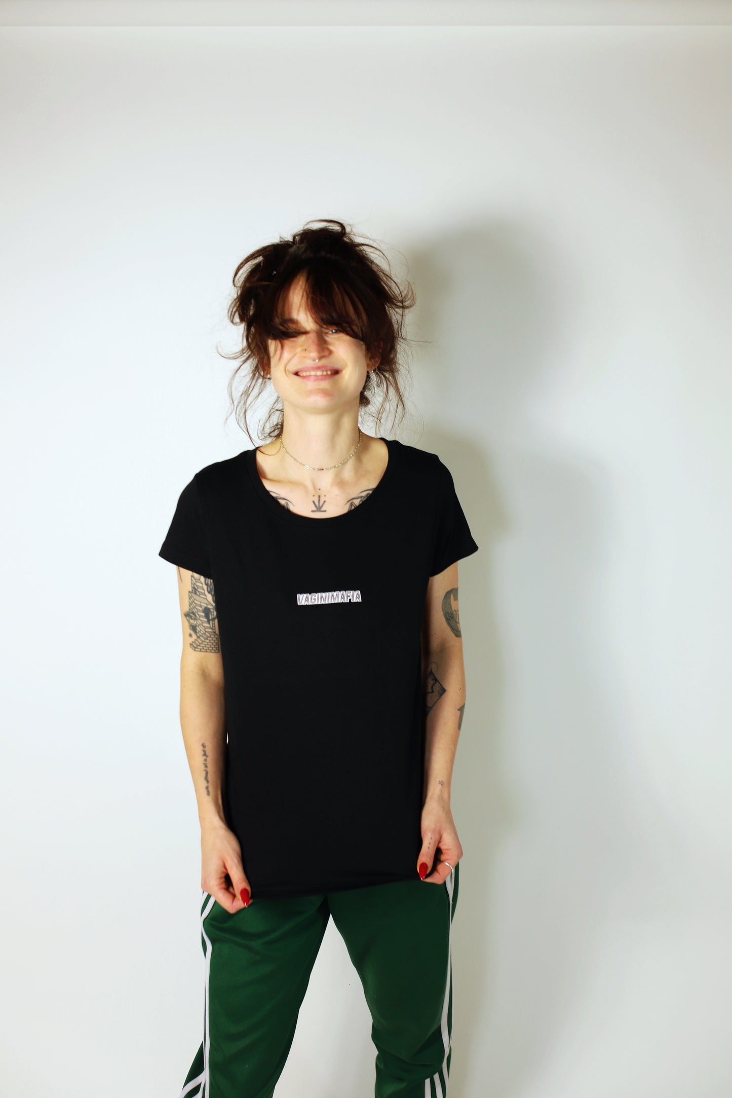 V-Shirt Veni Vidi Vagini SCREEN PRINT, slim fit