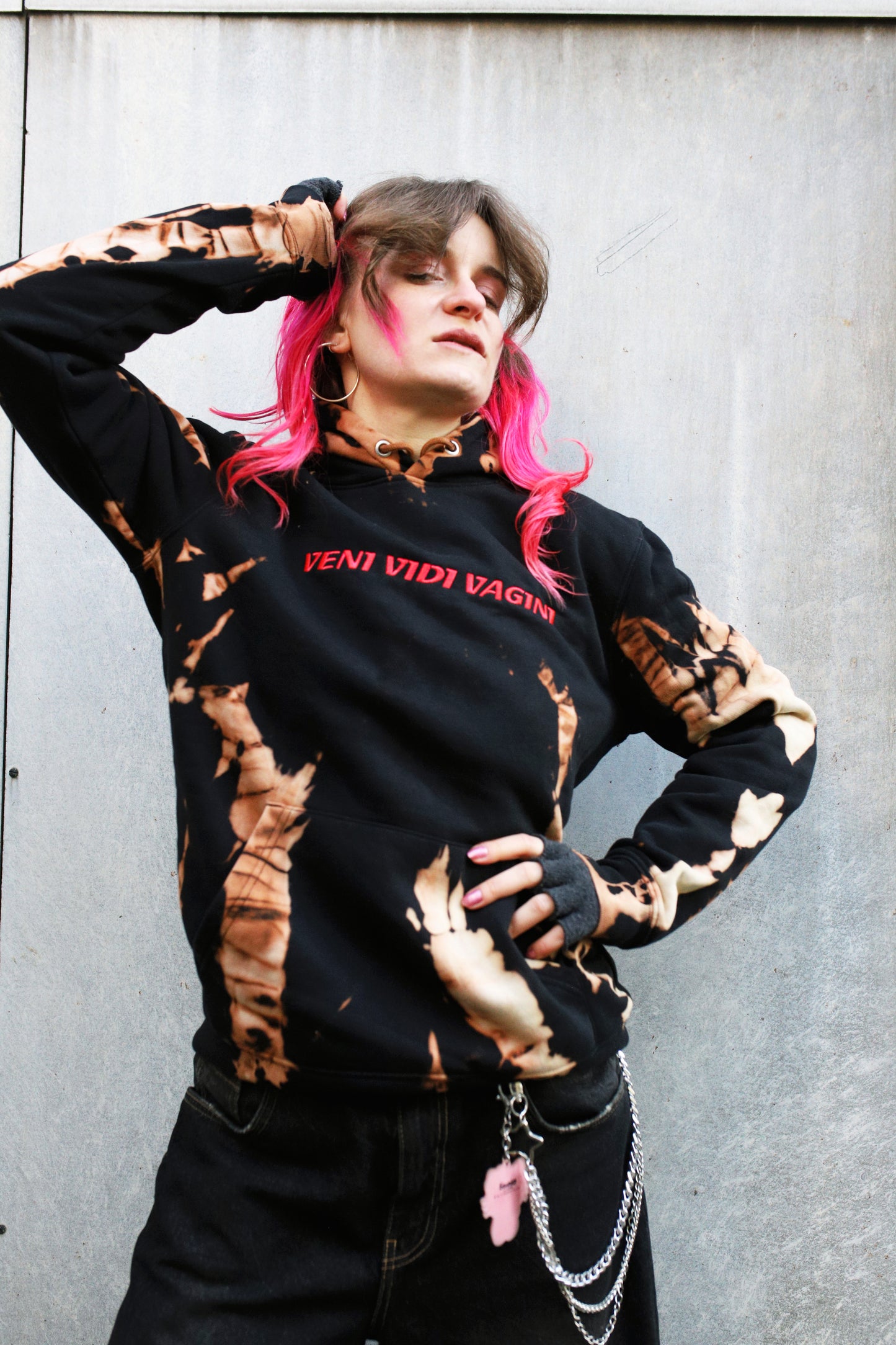 Sisterhoodie BLEACH, Unikat, schmaler fit