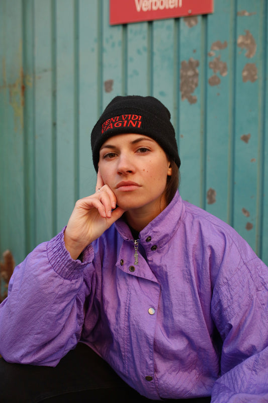 V- Beanie schwarz